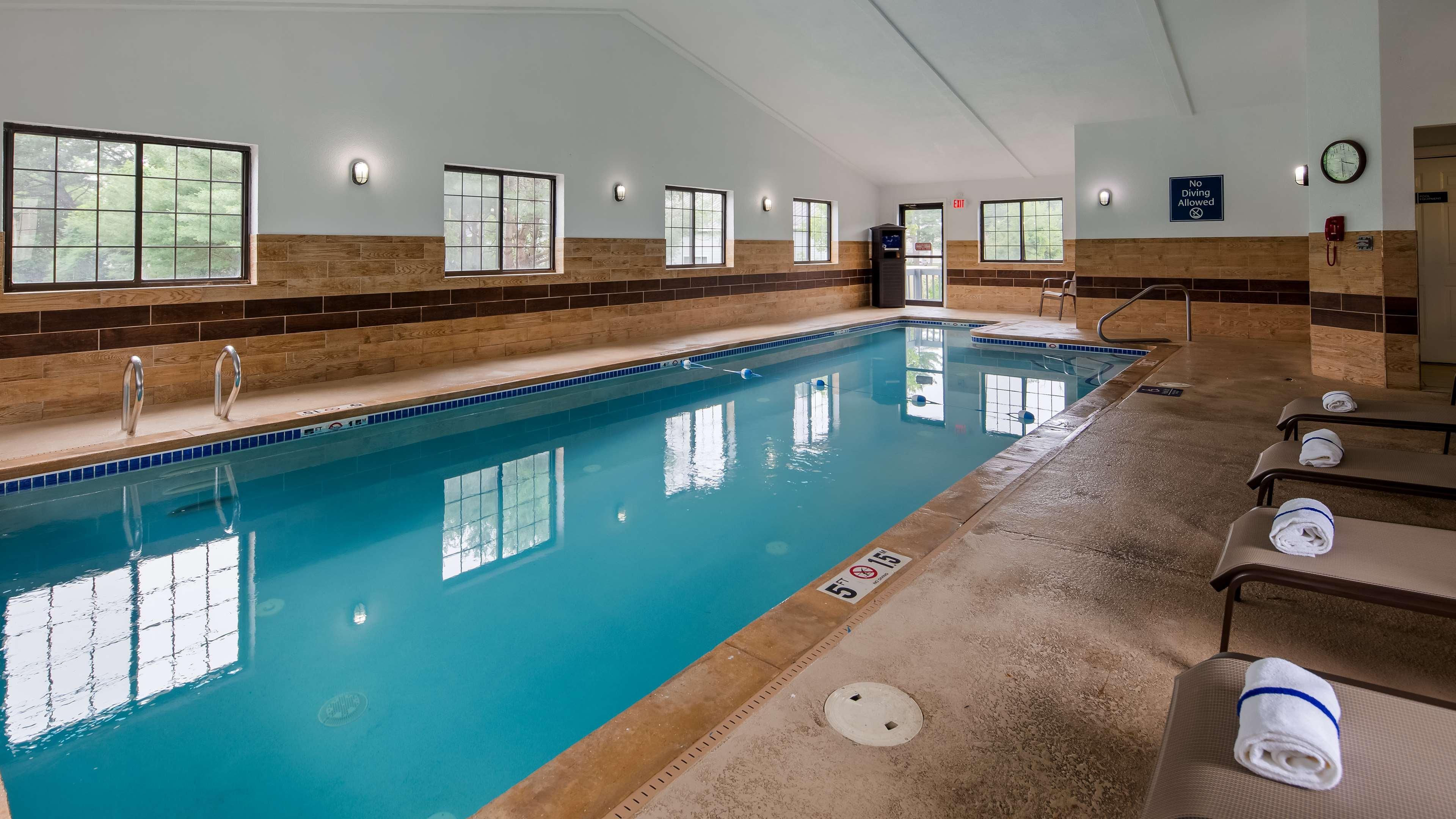 Best Western Hampshire Inn & Suites Сібрук Екстер'єр фото